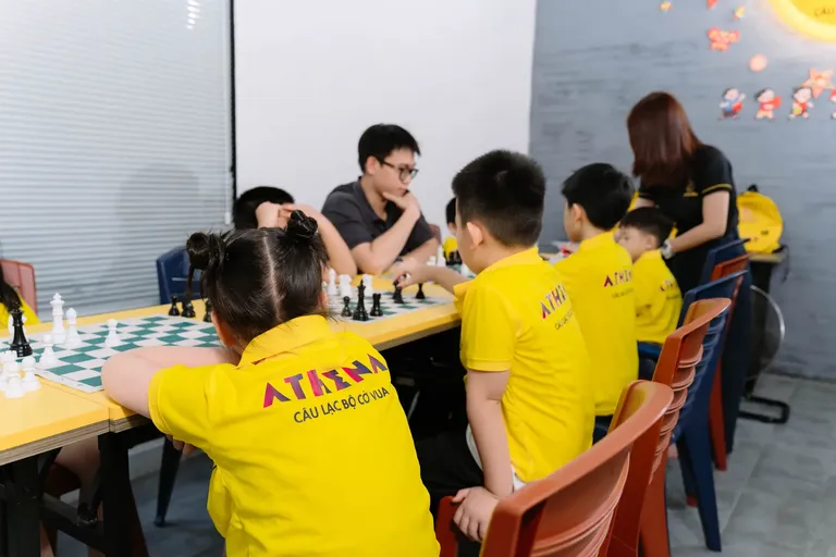 Lớp học cờ vua thiếu nhi tại CLB Athena Đà Nẵng — ảnh 57